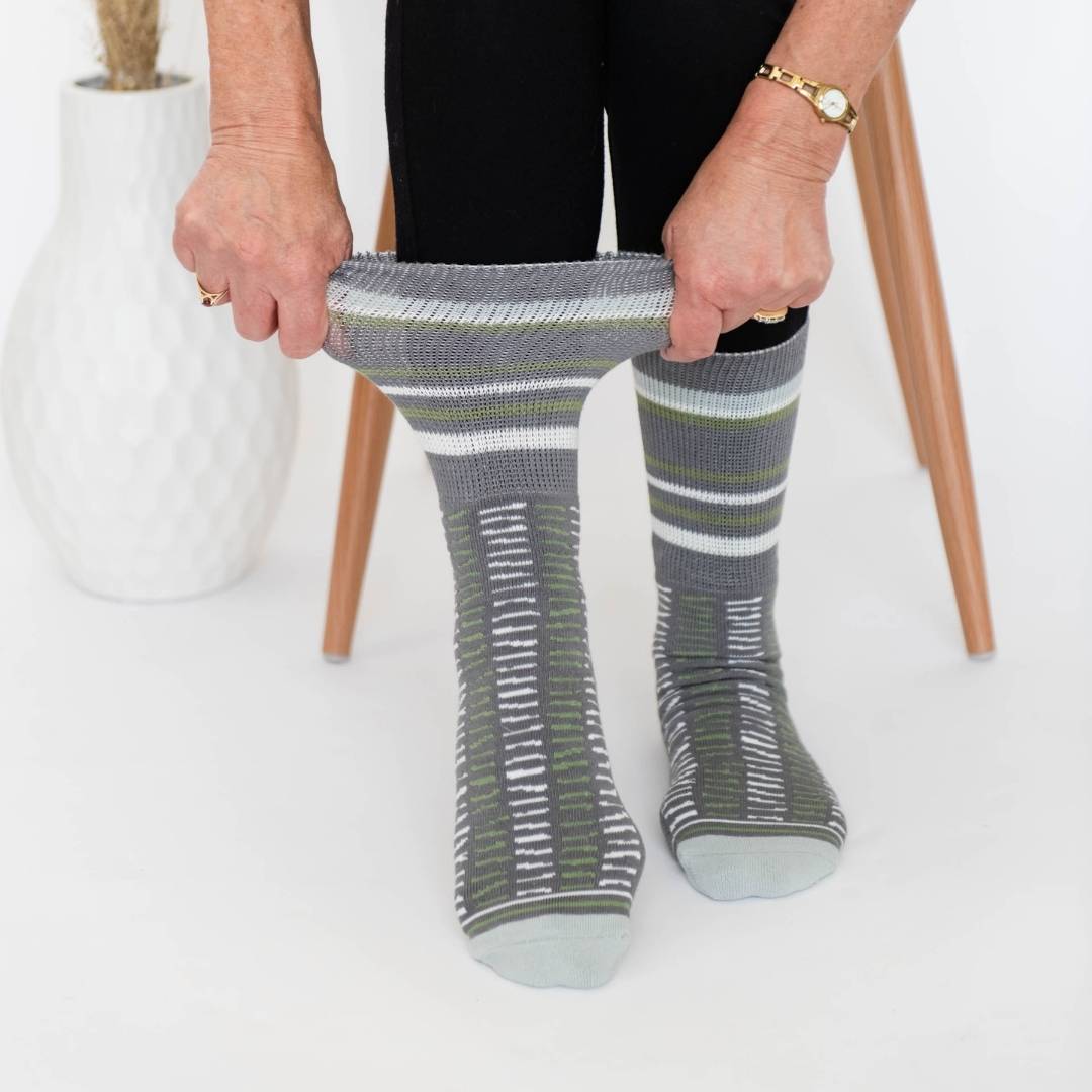 Diabetic Socks - Grey Lines